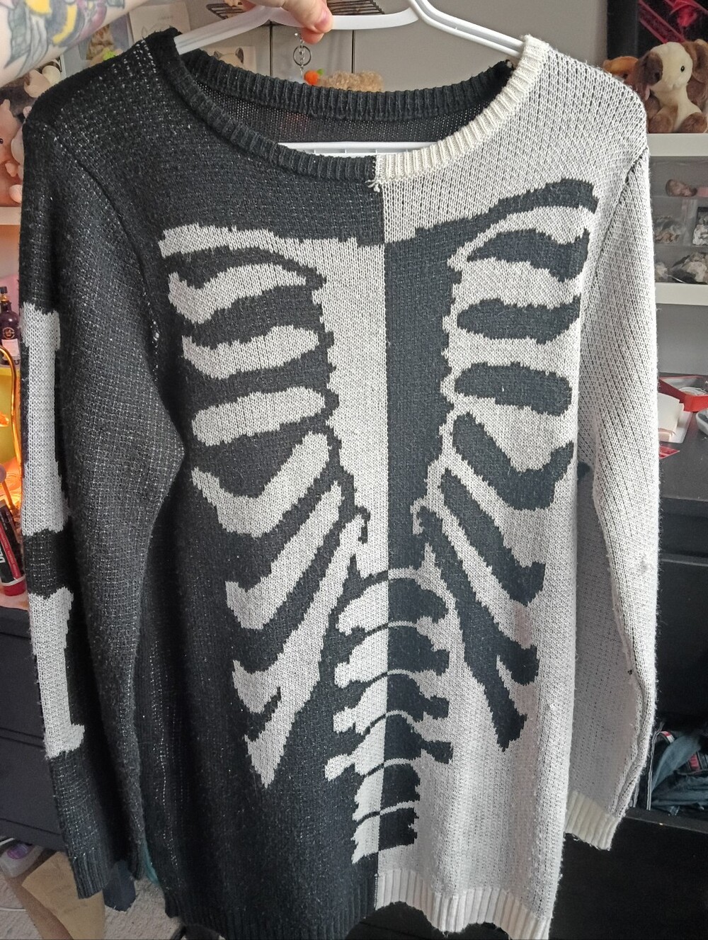 Black & Gray Ribcage Graphic Knit Sweater 🖤🤍